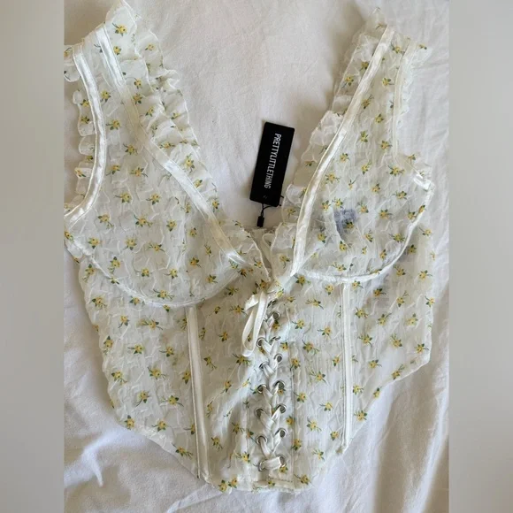 NWT PrettyLittleThing White Floral Chiffon Lace Up Boned Corset Top 6 - Picture 4 of 12